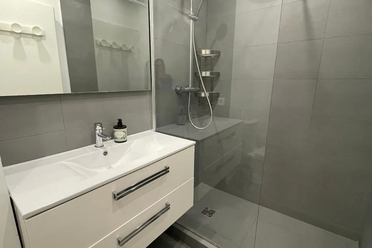 Апартаменты Stunning 1 Bedroom 3 Pers Residence Cannes Suquet Vieux Port Croisette 1 Mn By Olam Properties